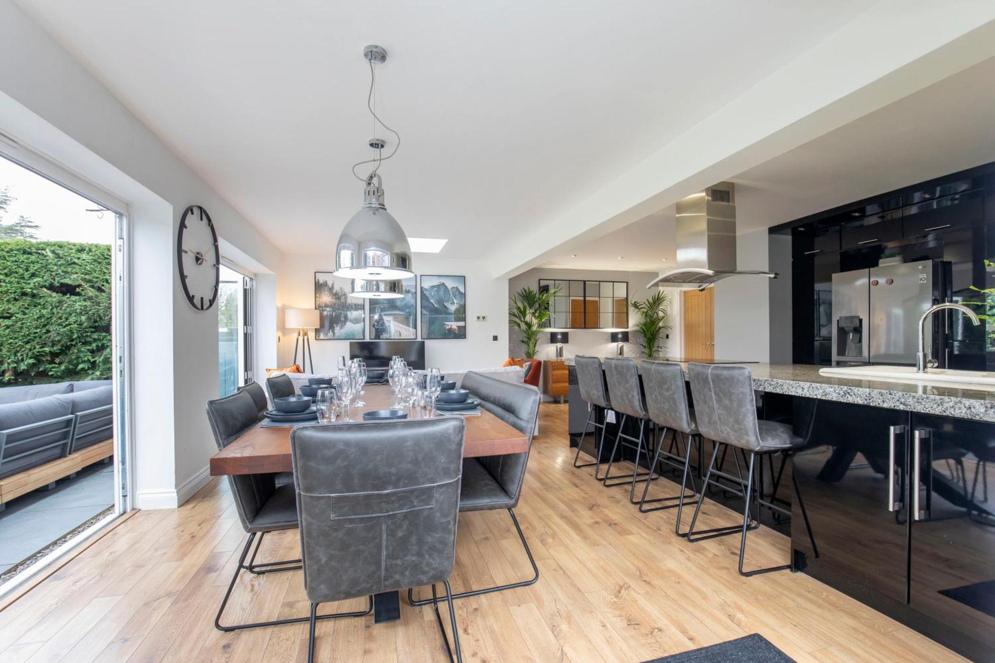 Magnificent 3-bedroom With Swim * Cheltenham