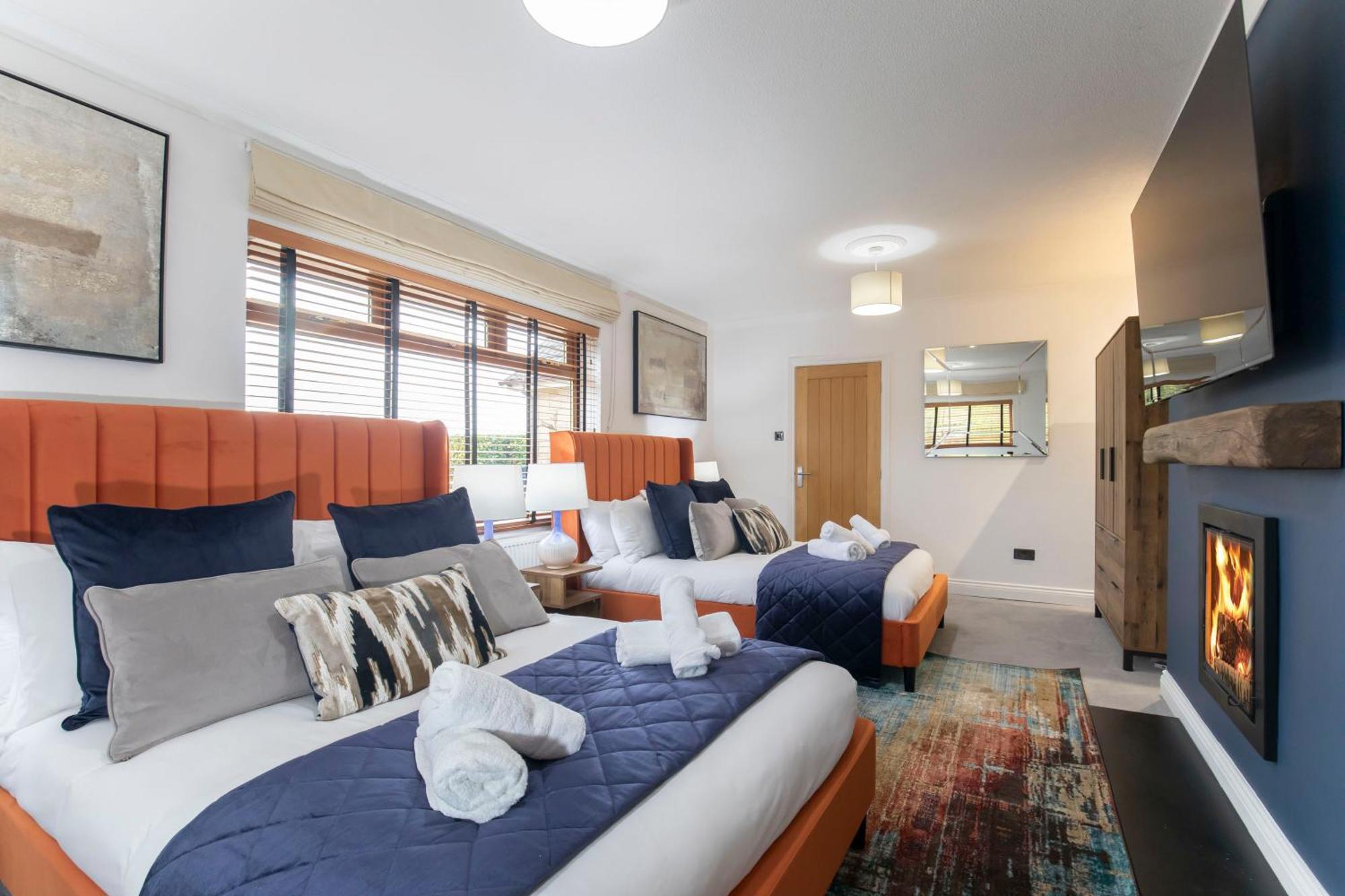 Holiday home Magnificent 3-bedroom With Swim